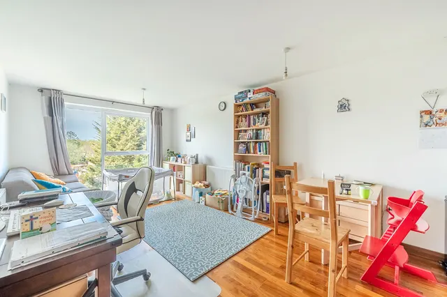 Photo 2 — Flat 17, Gemini Court, 12 Zodiac Close, Edgware