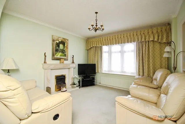 Lubbesthorpe Road, Leicester, LE3, photo 3