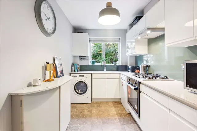 Photo 2 — Berisford Mews, London, SW18 2LW