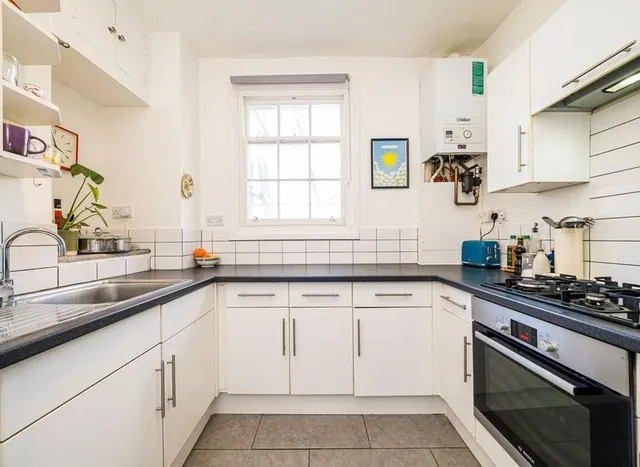 Clifton Crescent, Peckham, SE15, photo 3
