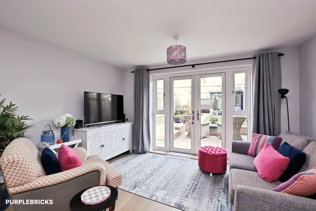 Foxglove Way, Waterlooville, PO8, photo 3