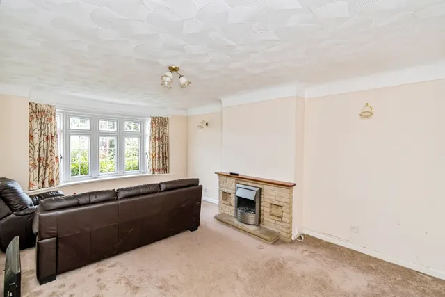 Kings Close, Lyndhurst, SO43, photo 3