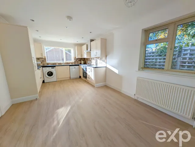 Elder Close, Kingswood, ME17, photo 2