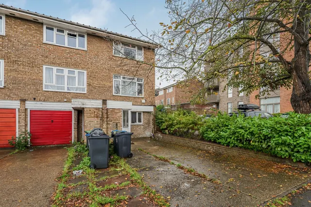 Harold Road, London, SE19, photo 1