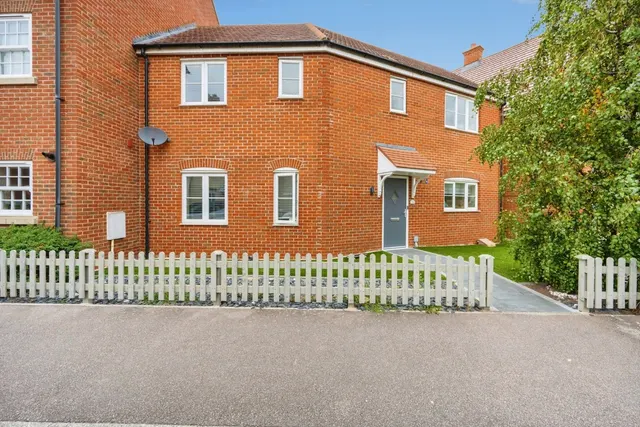 Brooklands Avenue, Wixams, MK42, photo 1