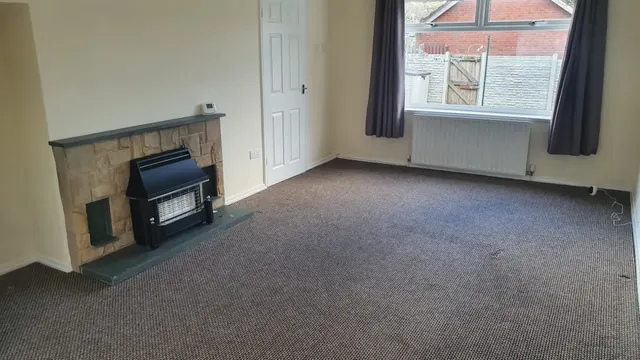 Photo 3 — Yewtree Avenue, Preston, Lancashire, PR2 6PX