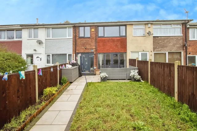 Nettleton Court, Leeds, photo 1
