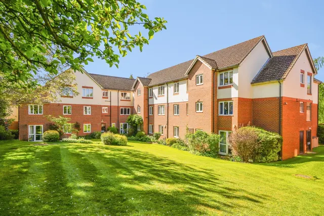 London Road, Headington, OX3, photo 1