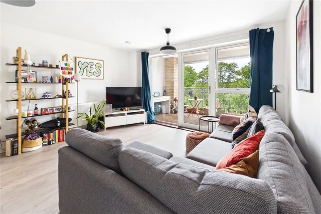 Loughborough Park, London, SW9, photo 1
