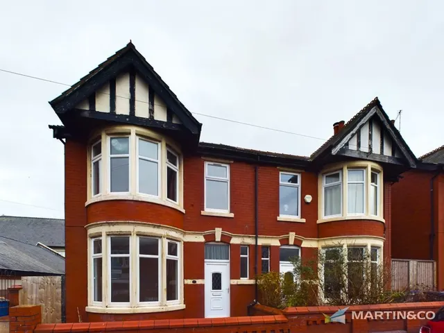 Bennett Avenue, Blackpool, photo 1