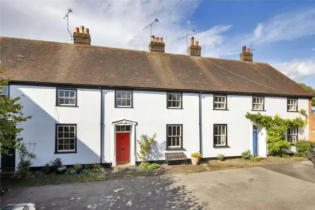 Linden Square, Sevenoaks, Kent, TN13 2DF, photo 1