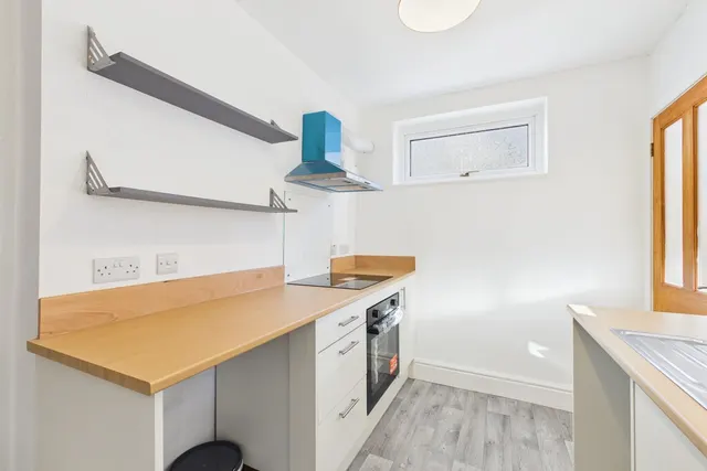 Highfield Road, Carnforth, LA5, photo 3
