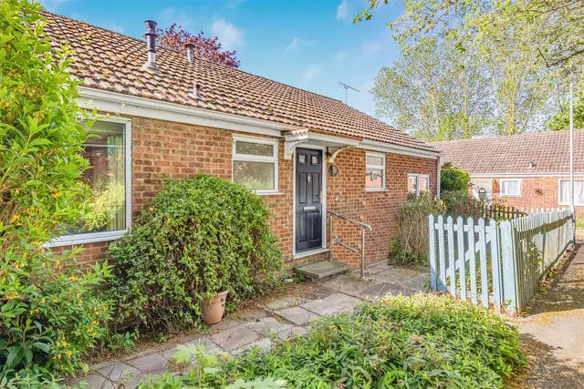 Hethersett Close, Newmarket, CB8, photo 1