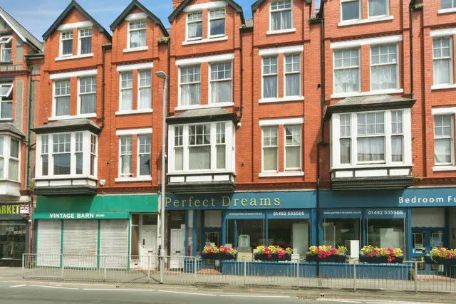 Abergele Road, Colwyn Bay, LL29, photo 3