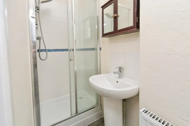Abergele Road, Colwyn Bay, LL29, photo 2