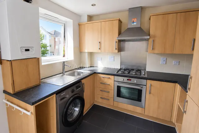 Photo 3 — Kennet House, Regis Park Road, RG6 7AE