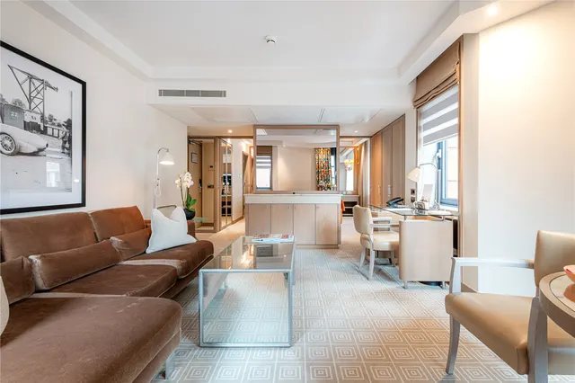 Welbeck Street, Marylebone, W1G, photo 2