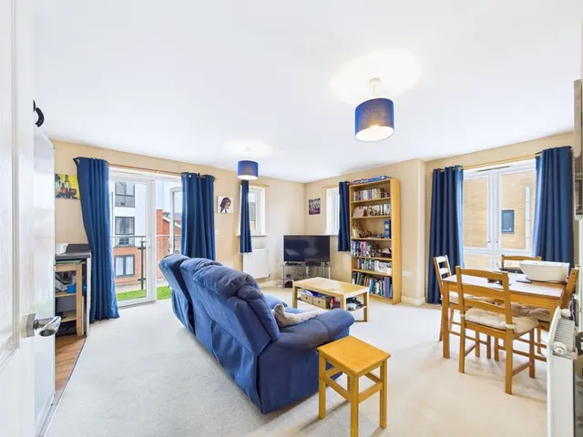 Falcon Avenue, South Ockendon, RM15, photo 2