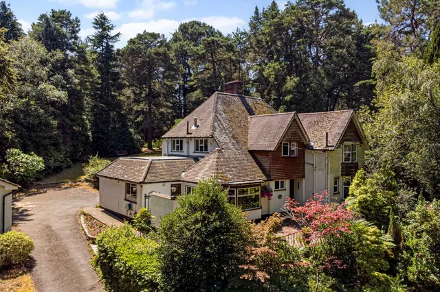 Martello Road, Branksome Park, Poole, Dorset, BH13 7DH, photo 1