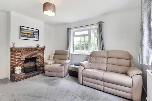 Kitchenour Lane, Beckley, TN31, photo 3