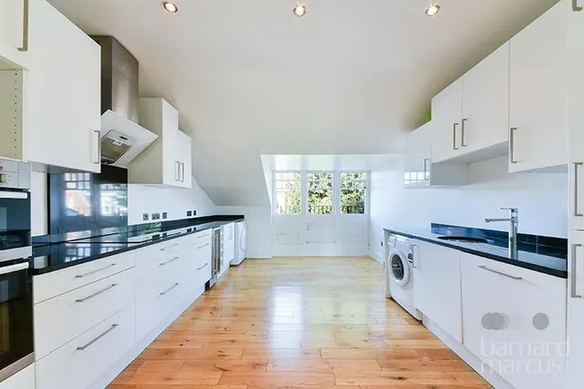 Jacksons Lane, Highgate, N6, photo 2