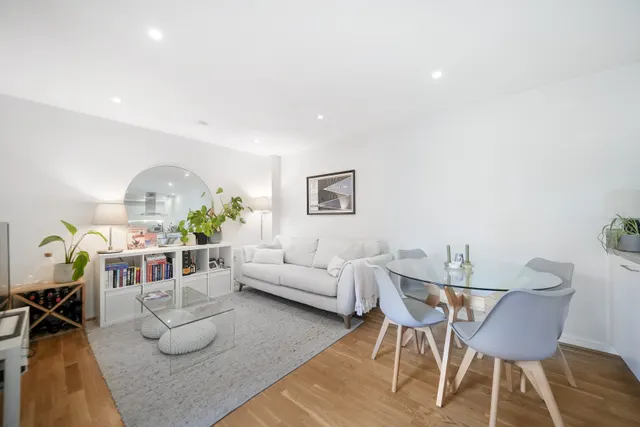 Photo 2 — Chartfield Avenue, London, SW15