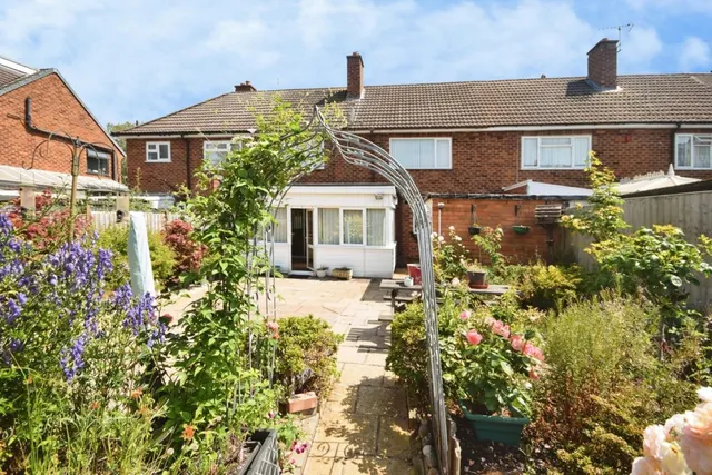 Highwood Avenue , Solihull, photo 1