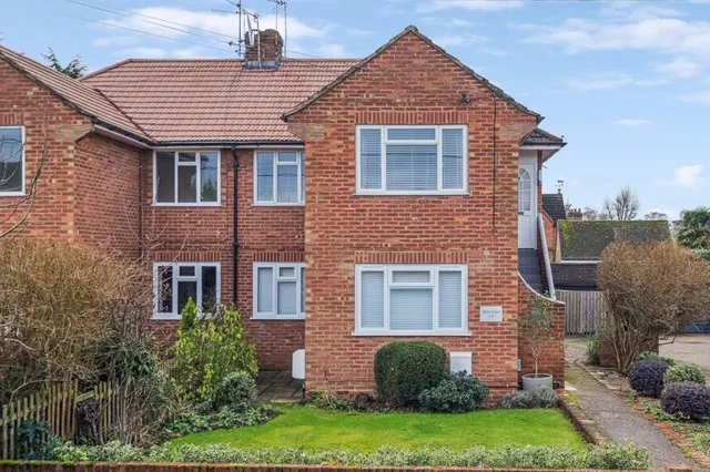 Penn Court Lock Road, Marlow SL7 1QR, photo 1
