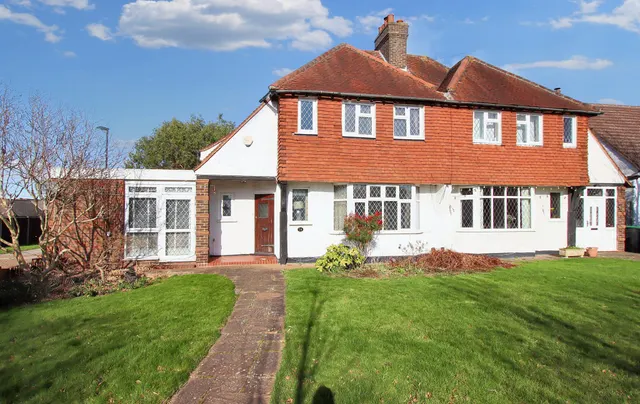 Woodmere Avenue, Croydon, CR0 7PD, photo 1