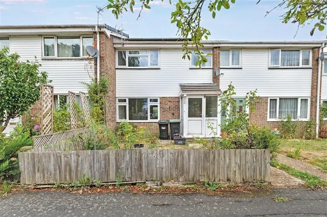 Court Close, Calmore, SOUTHAMPTON, photo 1