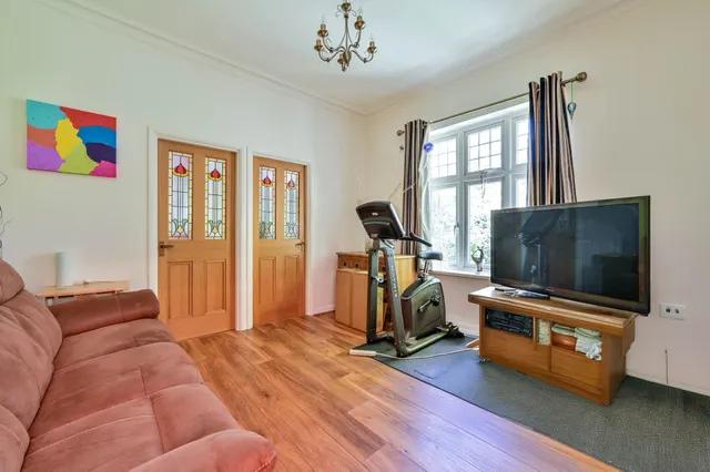 Photo 2 — 6 Wych Hill House, Wych Hill Rise, Woking