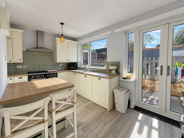 Cedar Avenue, Whitefield, M45, photo 2