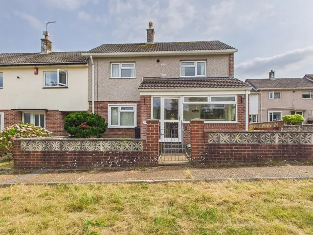 Budshead Road, Higher St Budeaux, Plymouth, photo 1