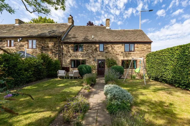 Kirkstead Abbey Mews, Scholes, Rotherham, S61 2UZ, photo 1