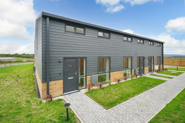 Burston Ridge Farm, Rowsham, HP22, photo 1