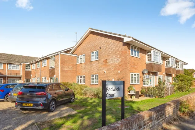 Green Lane, Hayling Island, PO11, photo 1