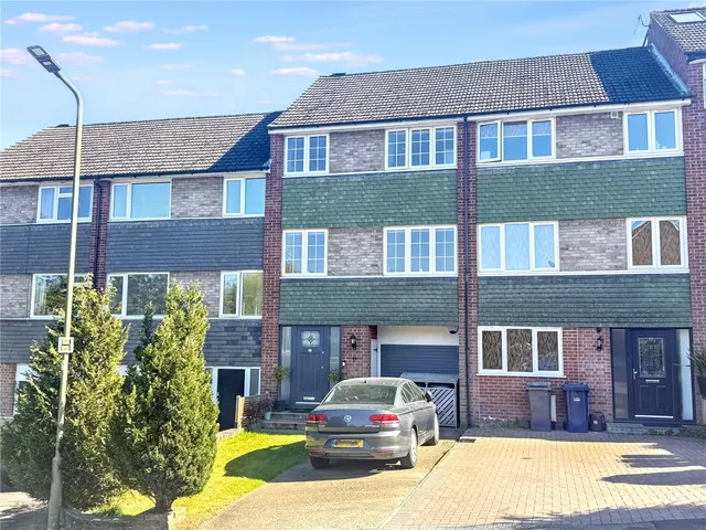 South Close, Barnet, EN5 5TP, photo 1