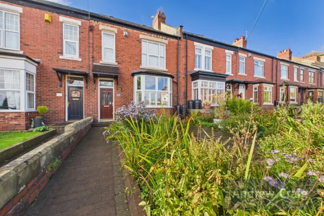 3 bedroom house, Ashbrooke Terrace, East Boldon, NE36