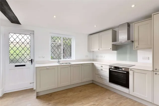 High Street, Brenchley, TN12, photo 2