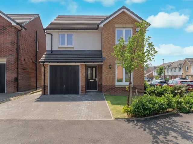 Cowan Avenue, Johnstone, Renfrewshire, PA5, photo 1