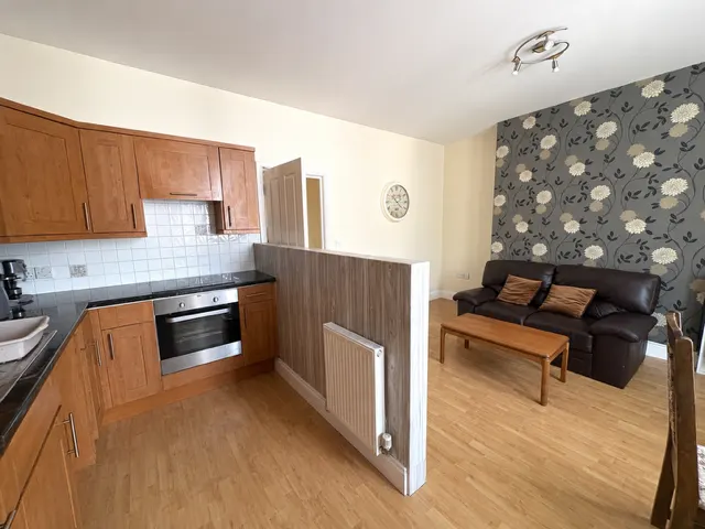 Pevensey Road, Eastbourne, BN21, photo 2