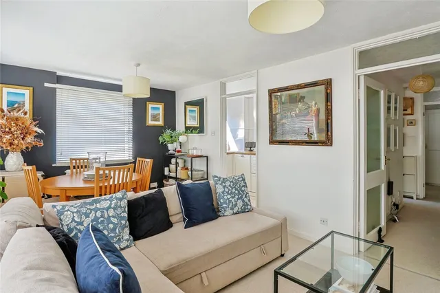 Poole Road, Westbourne, BH4, photo 1