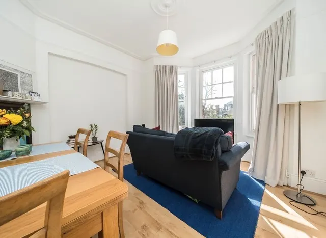 Photo 2 — Fortis Green Road, Muswell Hill, N10