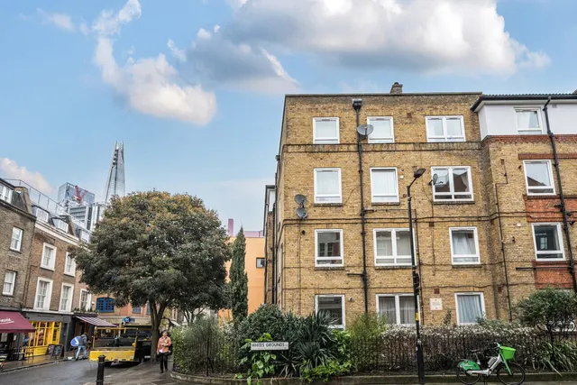 Photo 2 — Whites Grounds Estate, SE1