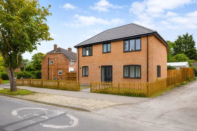 Green Leys, St. Ives, PE27, photo 1