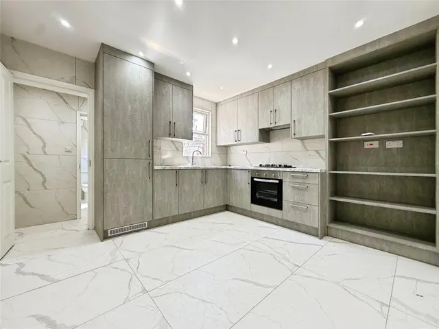 Francis Street, Reading, RG1, photo 2