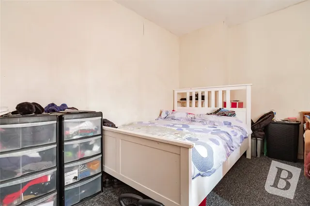Dagenham, RM10, photo 1