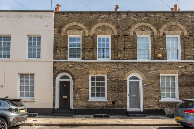 Belgrave Street, Stepney Green, photo 1