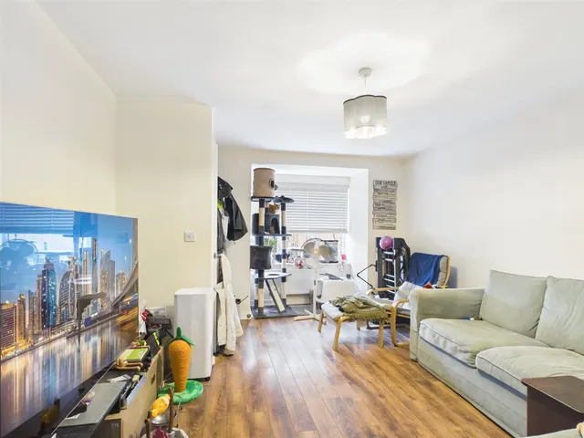 Photo 3 — Scanlon Lane, Salford, Greater Manchester, M5 4GW