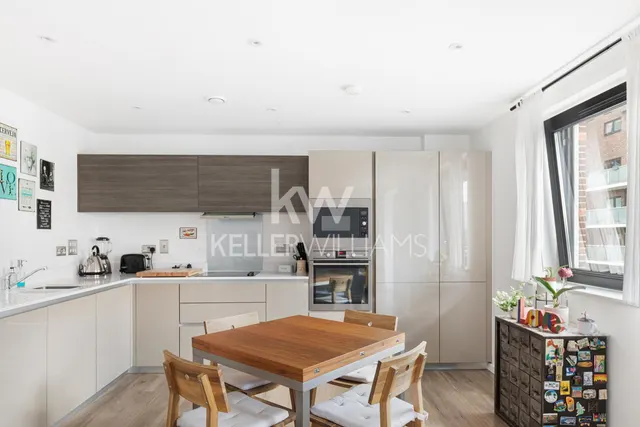 Fishers Way, Wembley, HA0, photo 2